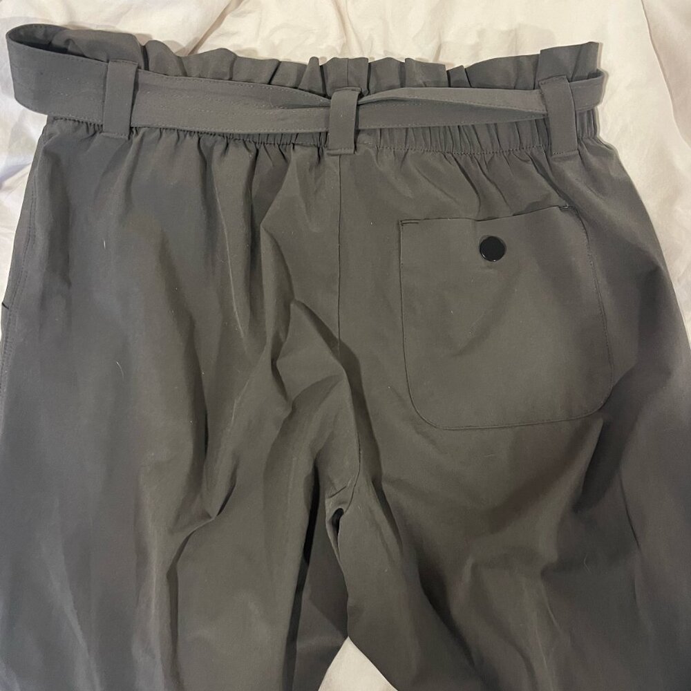 Athleta active pants - Picture 2 of 4